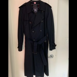 Vintage M’s Burberry trench coat